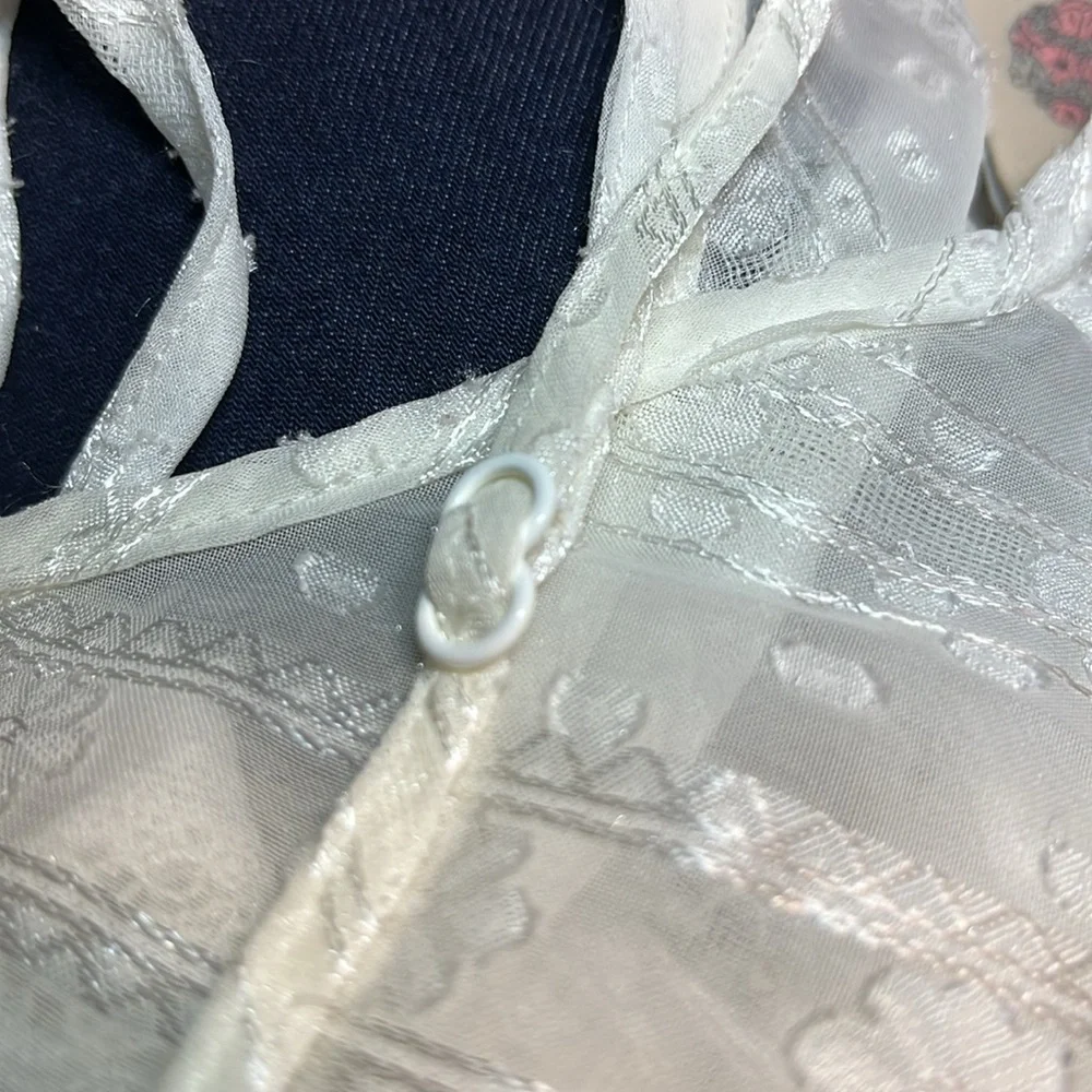 Negligee. - Picture 6 of 7